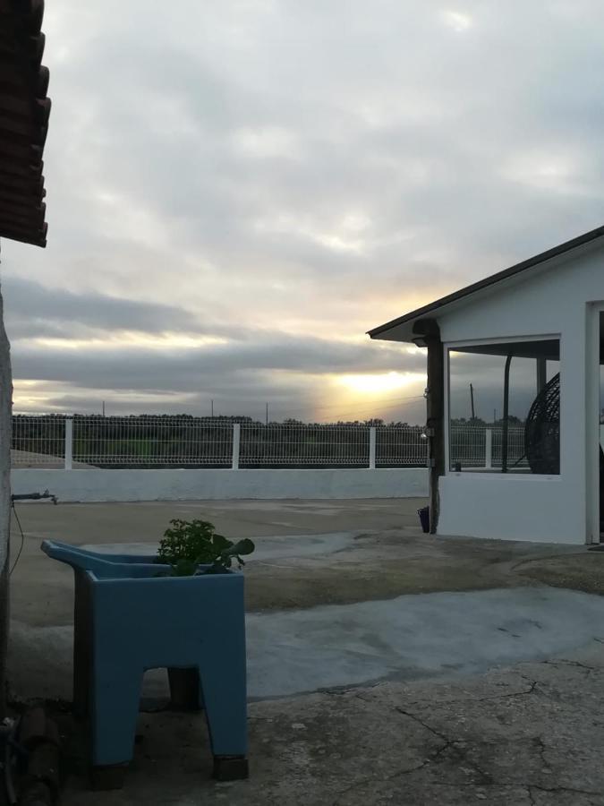Snow Guest House Santarém Buitenkant foto