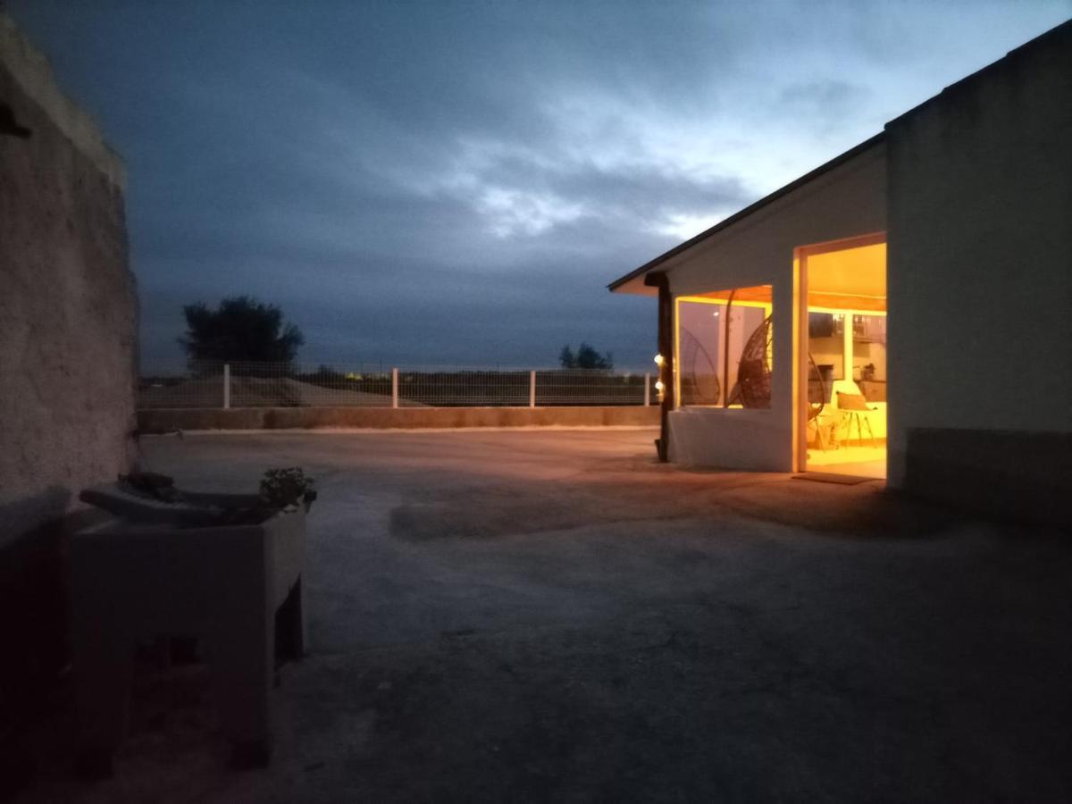 Snow Guest House Santarém Buitenkant foto